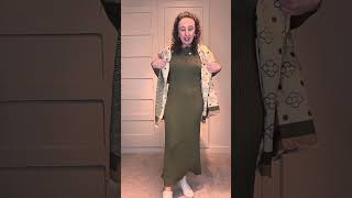 Vídeo Vestido Canelado Preto Gida Malhas