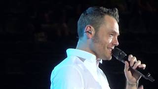 Tiziano Ferro - Scivoli Di Nuovo - live verona 2015 Italie