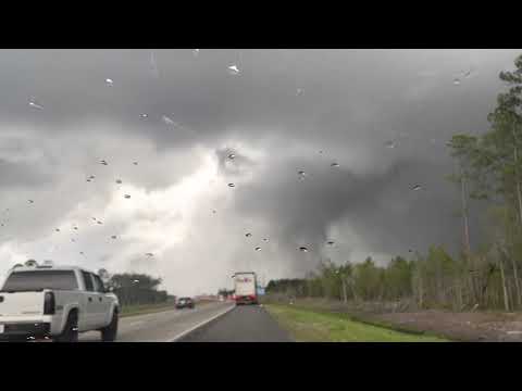 Mary Edwards - Tornado footage 4/5/2022