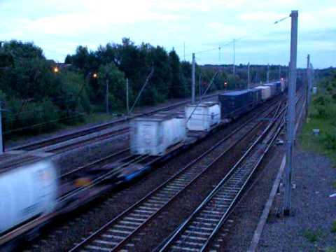 37603 & 37611 on 4S47 Daventry - Coatbridge