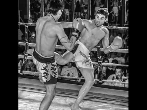 Diego Albornoz peleador de kick boxing piquense se va a competir a Europa
