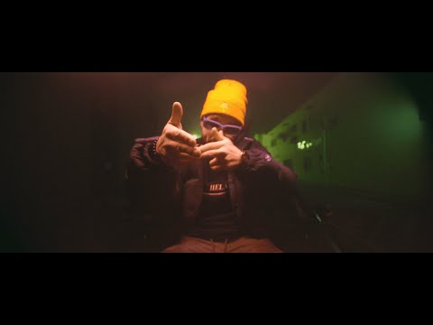 Eleká The Class X Yennia X Freeshboy - Por la City (Official Video)