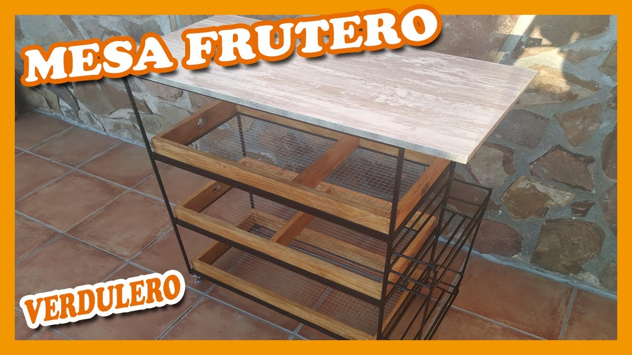 CARRO FRUTERO Y VERDULERO PARA COCINA DE HIERRO Y MADERA. Mesa auxiliar de cocina. Estilo industrial