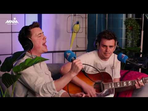 Zetelconcert: Niels Destadsbader met 'Verover mij' in onze zetel!