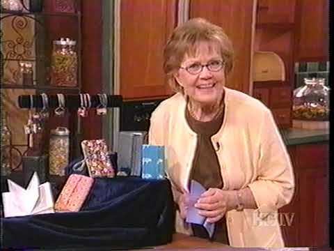 Carol Duvall Show Tiny Folded Book with Karen Elaine Thomas thumnail