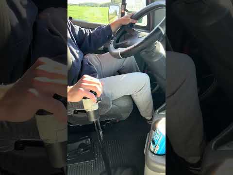 A master class on shifting Gears like A Pro