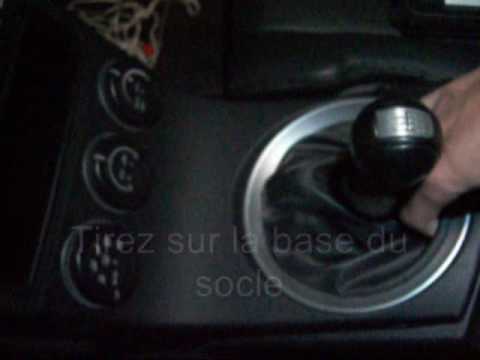 comment demonter console centrale astra g