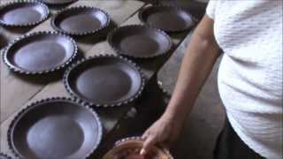 preview picture of video 'Alfarería tradicional de Patamban'