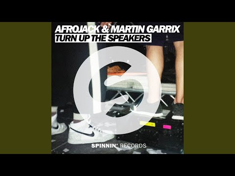 Download Afrojack, Martin Garrix - Turn up the Speakers (Radio Edit) MP3