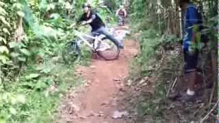 preview picture of video 'Cunguk Jemping Dirt jumper n Downhill Indonesia'