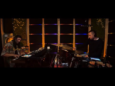 Elf Traps [Official] – Live Studio Sessions // 01