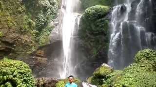 preview picture of video 'Air Terjun Sekumpul (Best Waterfall on Bali)'