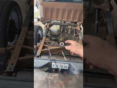 Trick to hold and center your rear end - How to bag an OBS