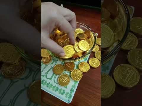 CHOCOLATE GOLD COINS #shorts #asmr #satisfying  #chocolates #goldcoins #WatchaNene #Philippines