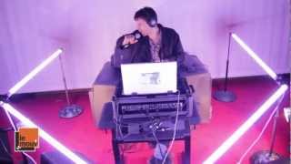 JAMIE LIDELL - Don&#39;t you love me en Mouv&#39;session