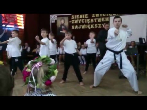 Paolo  Cezary Miller Klub Sportowy Taekwondo WTF Gmina Stawiski prezentuje koreańską  sztukę walki