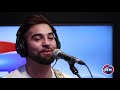 Kendji Girac chante "Tiago" dans les studios de RFM