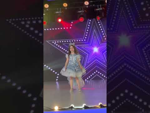 Cezara Timofti my little star 🤩🫶 beautiful blue dress Piese pentru copii🥰