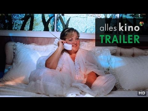 Rosalie Goes Shopping (1990) Trailer