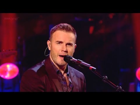 Take That - Back For Good  ( live 2010 )[ lyrics ]