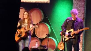 Lucy Kaplansky &amp; Shawn Colvin - Return of the Grievous Angel (Gram Parsons Cover)