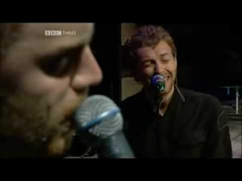 Coldplay - Fix You (Live At Glastonbury)