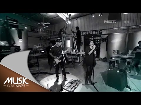 The Beatles - In My Life ( Cover by The Rain & Kikan ) - Music Everywhere