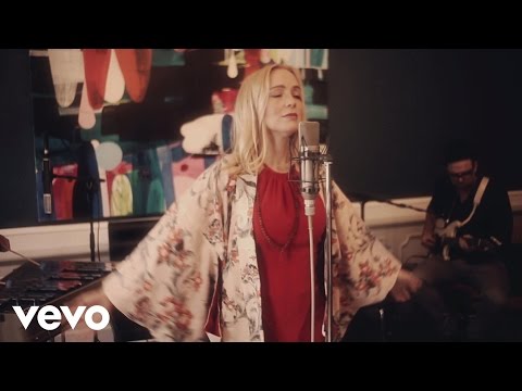 download lagu mp3 mp4 Lisa Ekdahl Look To Your Own Heart, download lagu Lisa Ekdahl Look To Your Own Heart gratis, unduh video klip Lisa Ekdahl Look To Your Own Heart