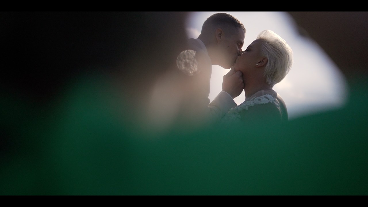 Klik om video te laden en af te spelen