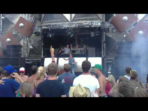 Sound Freakerz @ Q-Dance Tomorrowland 2012