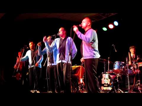 The Roomates, 'I wonder why', The Irish Centre, Leeds, Sat 21 April 2012