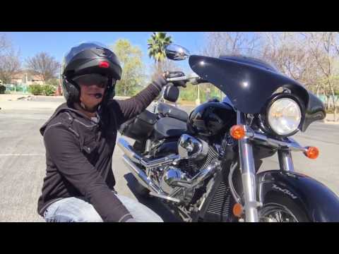 Suzuki Boulevard C50 with Memphis Shades & Willie & Max Saddle Bags