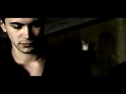 download lagu mp3 mp4 GilliA Coddy, download mp3 GilliA Coddy free downloadn, video klip GilliA Coddy