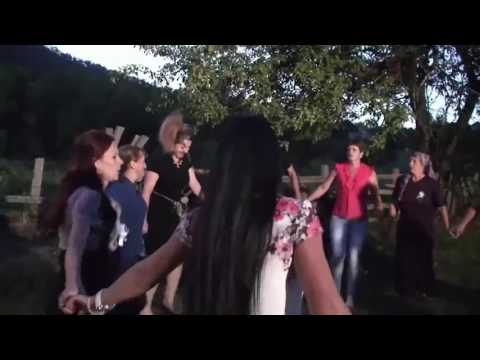 BRAĆA BOJIĆ MLAĐI (Svud sam ledja poturao svoja) Jelaške (UŽIVO)2016