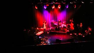 Laura Mvula - Like The Morning Dew (live)