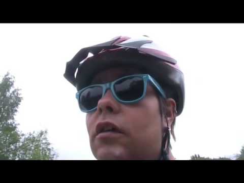 Mikässe siellä lentää