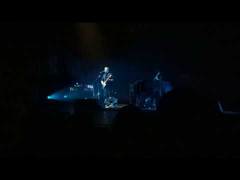 Tom Walker live in Manchester - Leave a light on
