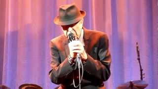 Leonard Cohen - La Manic (Georges Dor cover) - Centre Bell, Montreal - 29-11-2012 (World premiere)