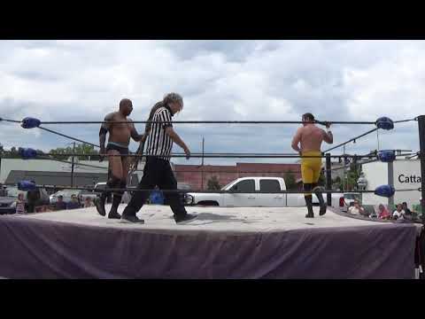 Roc Richards vs. Snooty Fox
