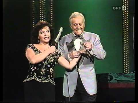 Sona Ghazarian & Peter Minich -"Uhrenduett"- Die Fledermaus - J.Strauss