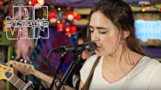 HINDS - "Easy" (Live in Austin, TX 2016) #JAMINTHEVAN