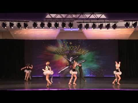 SWING SWEET PUSSYCAT