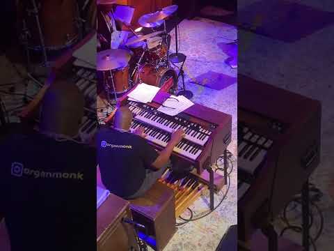 The Jazz-Bins play Sookie Sookie (live excerpt)