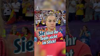 Verletzte Giulia Gwinn ist zurück und supportet DFB-Frauen! ❤️ | Sportschau #SportschauWEURO