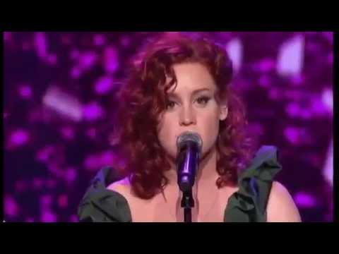 Emji - An incredible performance (Crazy in love / Beyonce)