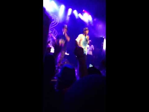 Bout That Life (live) Dizzy Wright