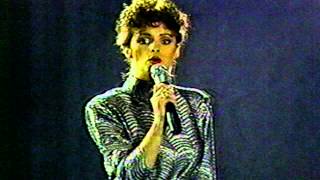 For Your Eyes Only - Sheena Easton (Solid Gold 1981)