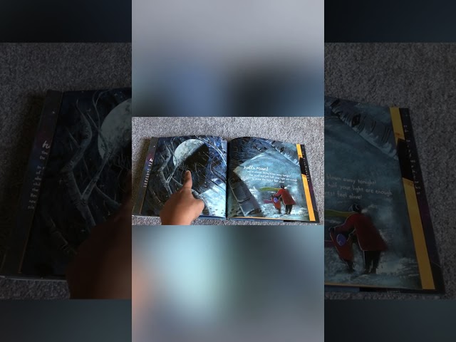 Vídeo relacionado con Hello, Moon
