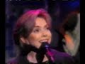 Nanci Griffith - Everything's Comin' Up Roses - David Letterman (1997)