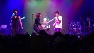 Smino &quot;Glass Flows&quot; ft Ravyn Lenae